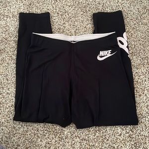 Nike dri fit leggings. Black & pink in color